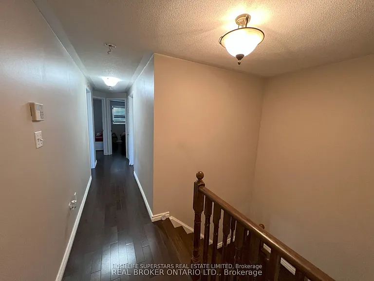 2555 Thomas St #1 — Photo 17