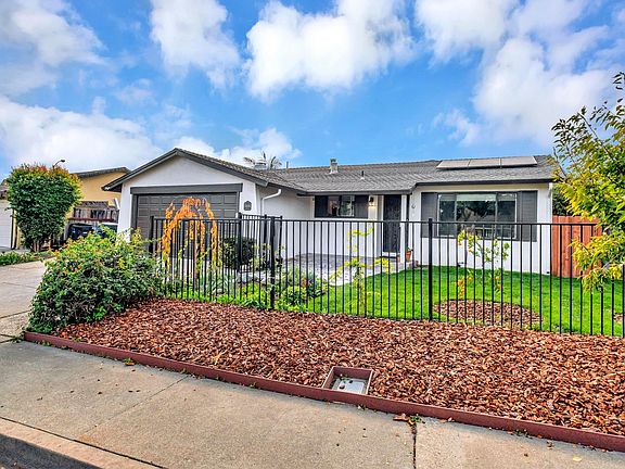 3rd image of 31239 Santa Maria Dr