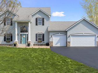 14026 Hollyhock Ln, Rogers, MN 55374