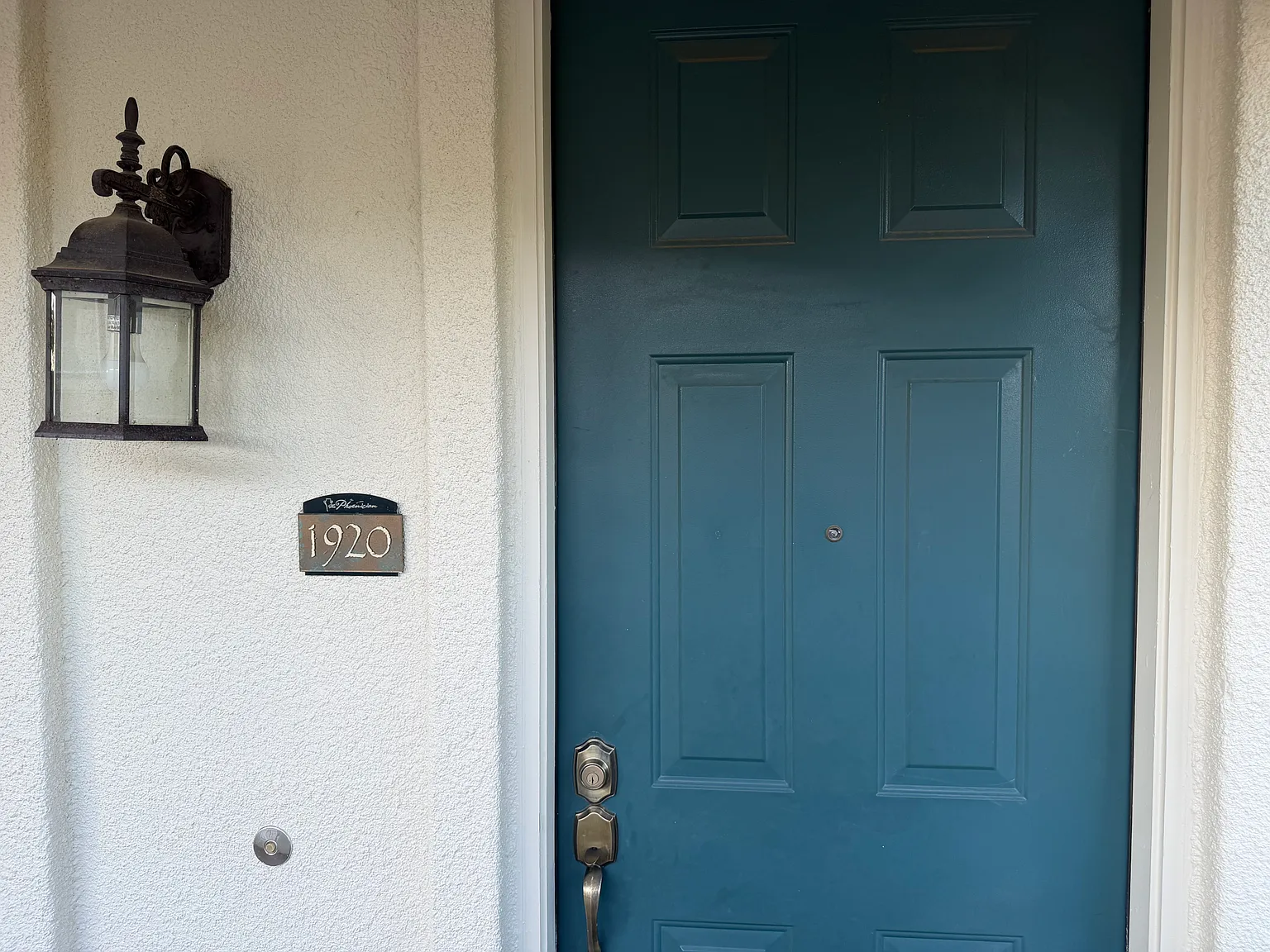 2 bed, 1129 sqft, $2,395 — Photo 2