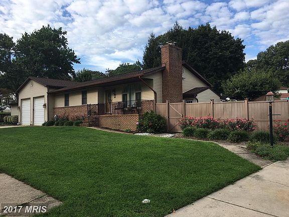 3rd image of 7644 Stoney Creek Dr