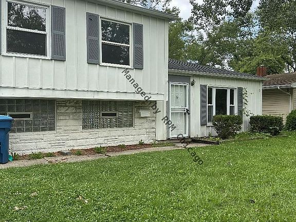 2nd image of 1847 Reichert Ave