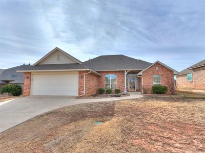 3404 Valley Holw, Norman, OK, 73071