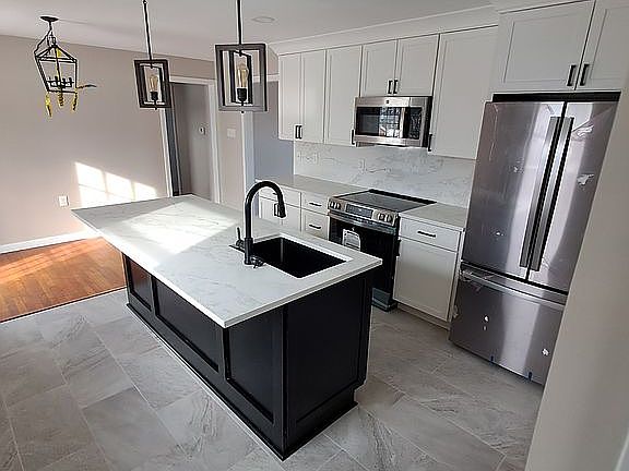 5th image of 1815 Evergreen Dr