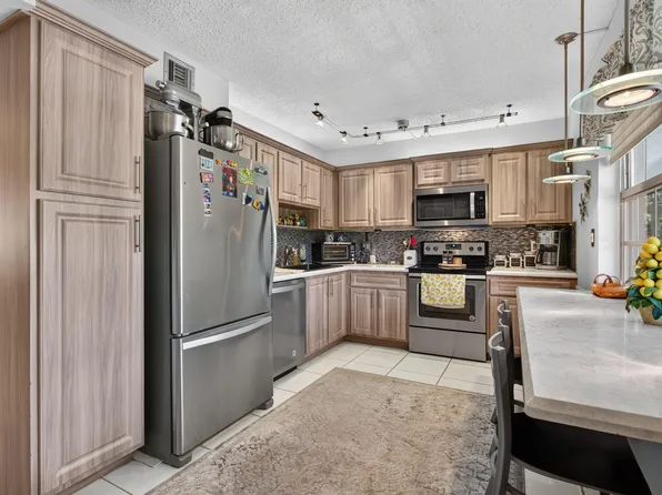 806 Cypress Grove Lane #304, Pompano Beach, FL 33069