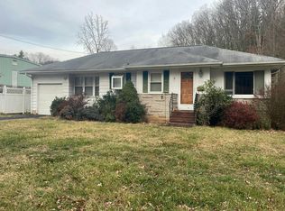 1713 Ferndell Ave, Bluefield, WV 24701