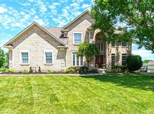 1225 Ravelle Ct, Bellbrook, OH 45305