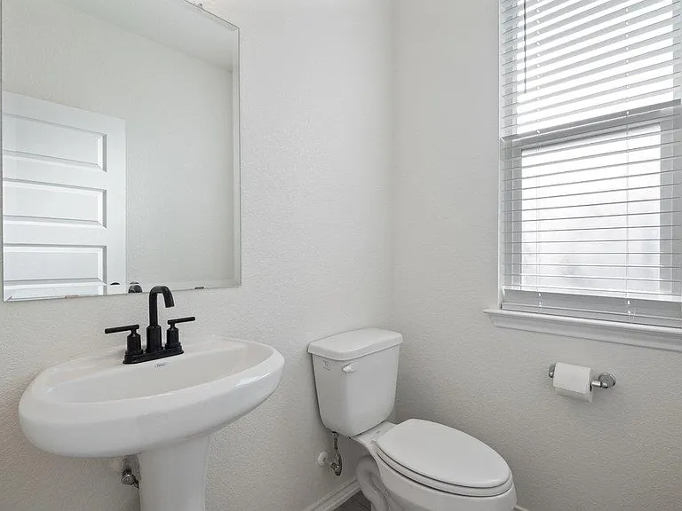 218 Summit Dr — Photo 12