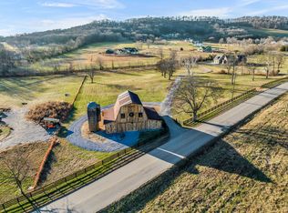 2225 Skinner Rd, Arrington, TN 37014