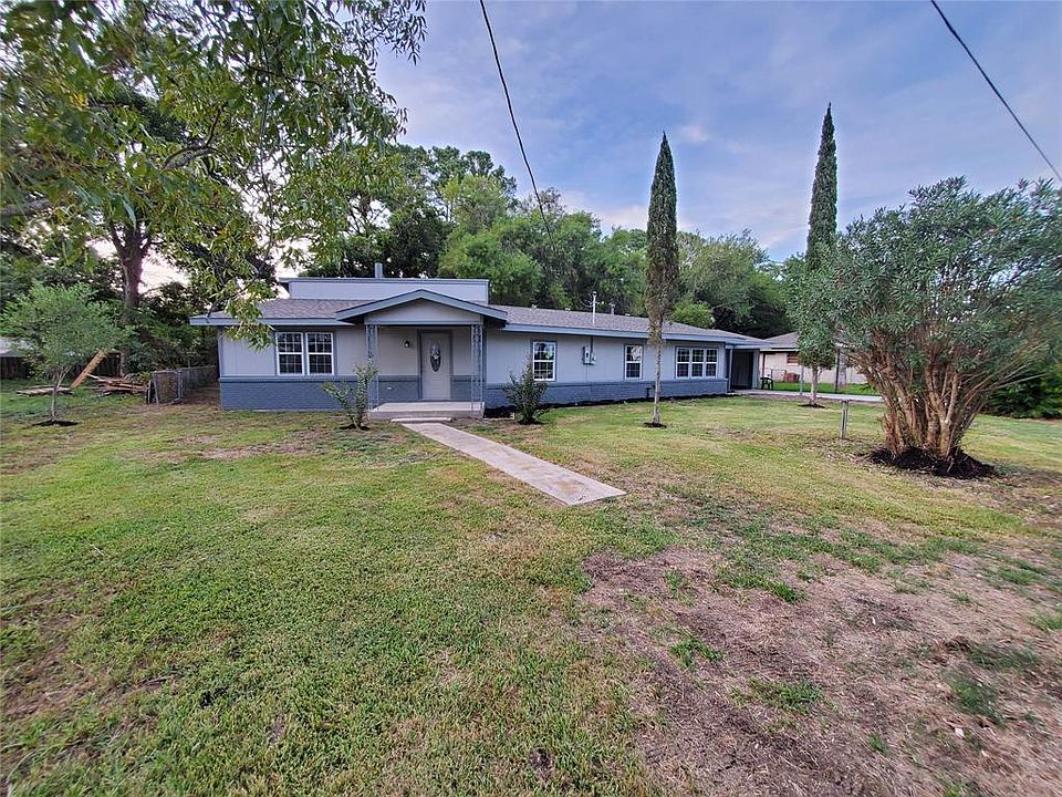 1st image of 2319 Hollywood St