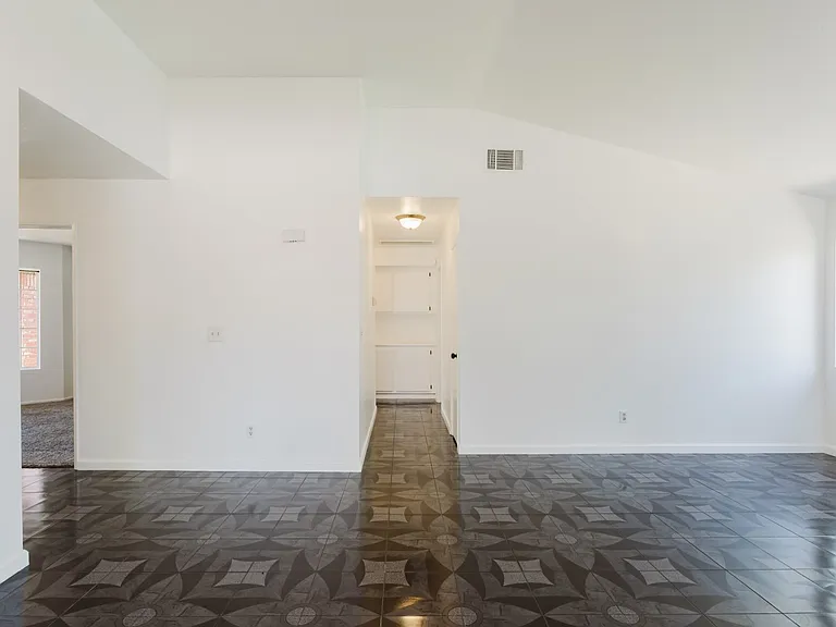 37347 Waterman Ave — Photo 7