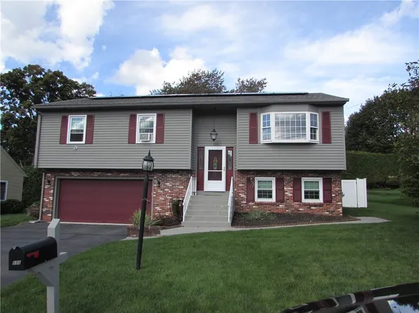 150 Capwell Ave, Woonsocket, RI 02895