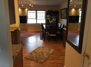 71 Hospital Ave #C, Danbury, CT 06810