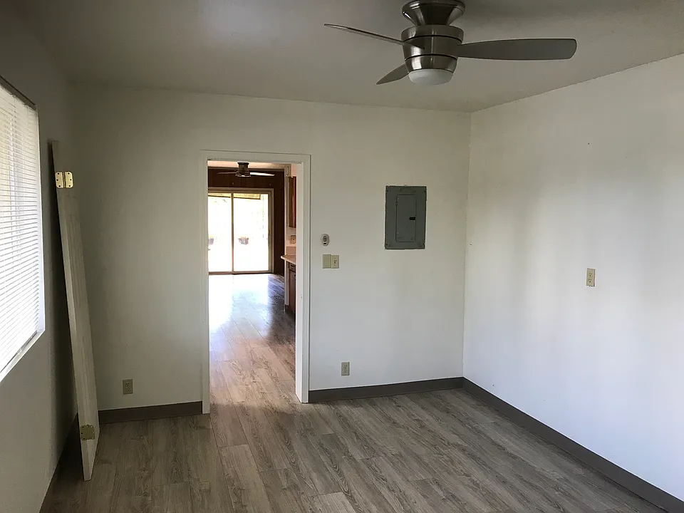 1011 N 9th St #31