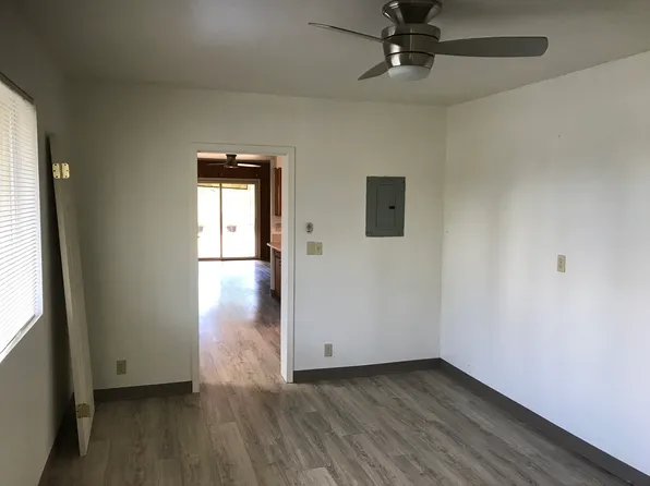 1011 N 9th St Space 31, Cottage Grove, OR 97424