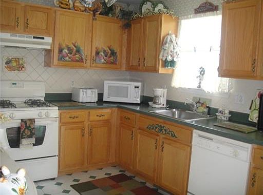 3rd image of 51 Mayer Dr #51
