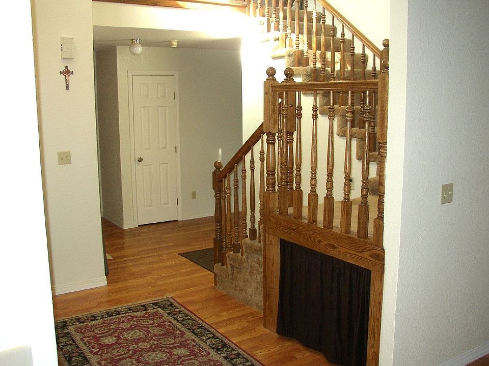 2nd image of 8886 Liscarney Way