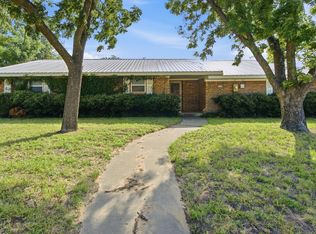 1109 N Lillian St, Stephenville, TX 76401