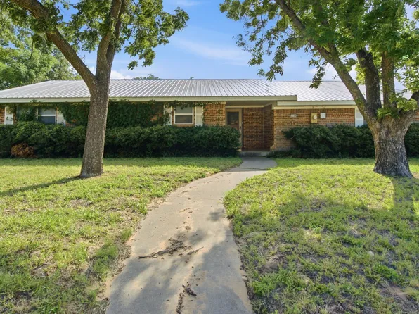 1109 N Lillian St, Stephenville, TX 76401