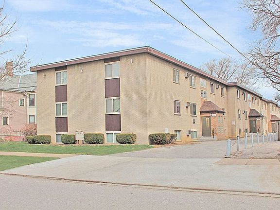 2nd image of 3104 Archwood Ave APT 107
