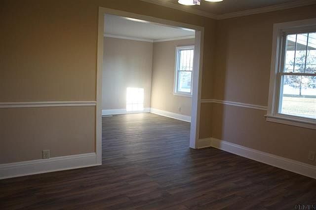 2nd image of 34 Johnson Rd #2
