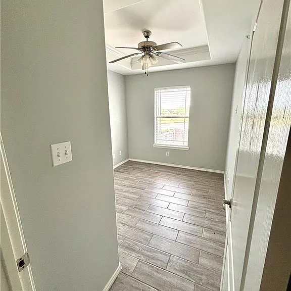 103 S 48th Ln #3 — Photo 11