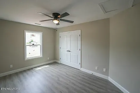 3 bed, 1200 sqft, $2,000 — Photo 2