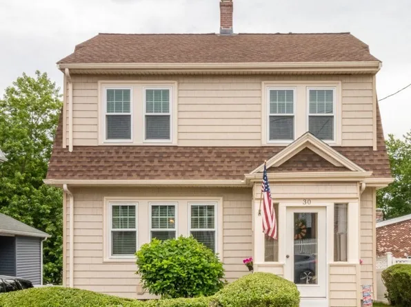 30 Belton St, Dorchester, MA 02124