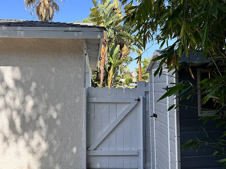 4476 Calhoun Ave — Photo 11