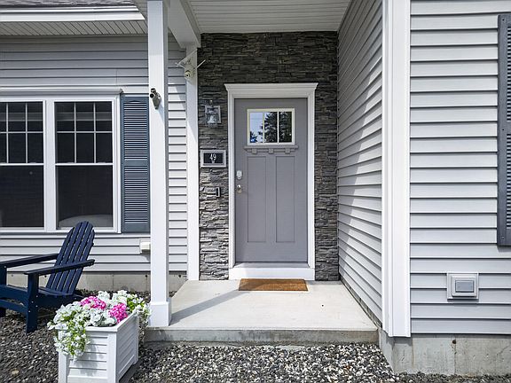 3rd image of 49 Preble Street