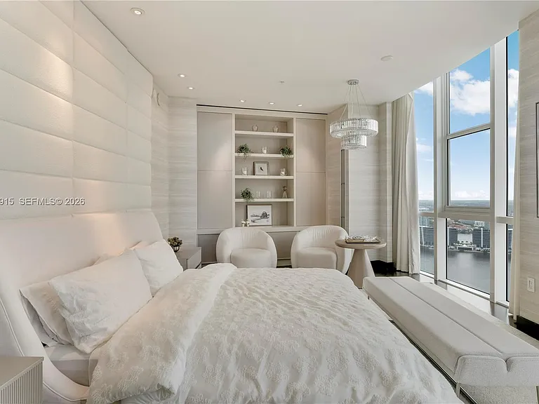 18201 E Collins Ave #TS1 — Photo 30