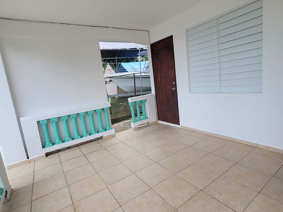 1st image of 3 Calle Vista Ctr