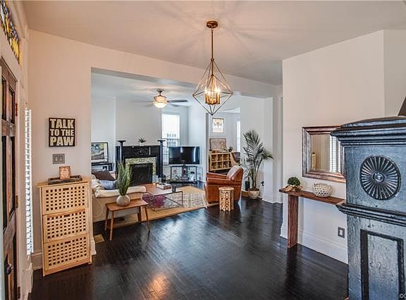 5th image of 2112 Rose Ave
