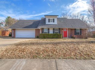 9617 N 110th East Ave, Owasso, OK 74055