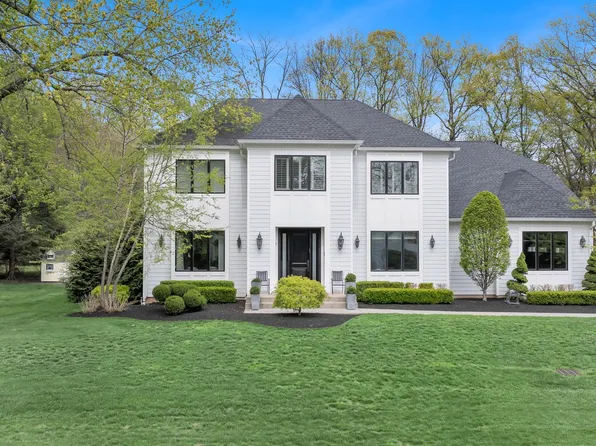 12 Dalewood Drive, Suffern, NY 10901