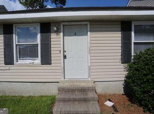 1807 Chandler Rd APT 8, Statesboro, GA 30458