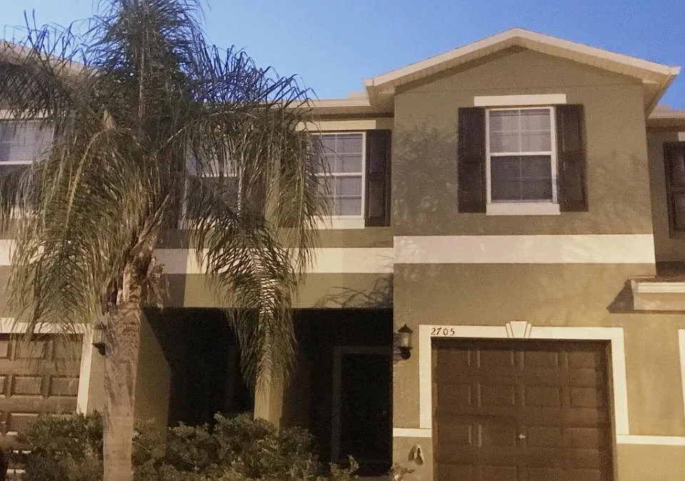 2705 Isabella Valley Ct