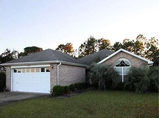 1833 Lighthouse Pointe Dr, Gulf Breeze, FL 32563