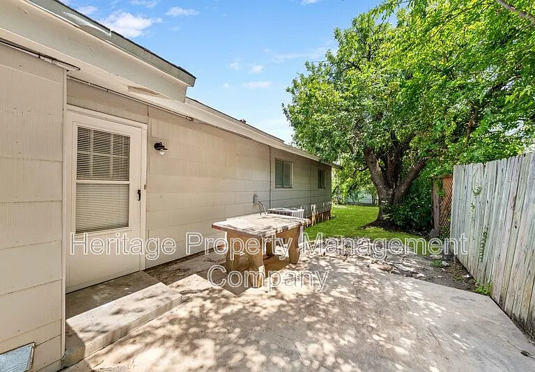 4942 Driskill St — Photo 28