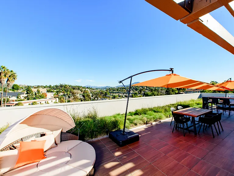 Rising Sun Apartments — Photo 74