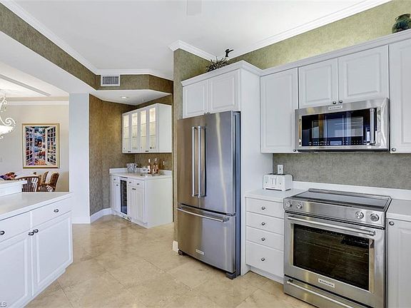 5th image of 400 Flagship Dr APT 303