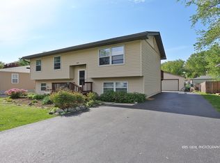 5007 Prairie Ave, McHenry, IL 60050