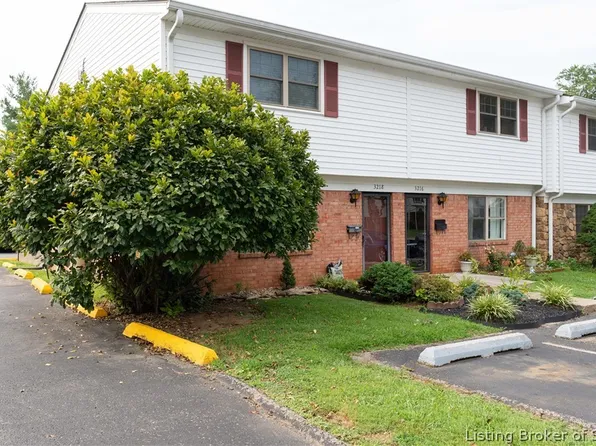 3218 Wooded Way, Jeffersonville, IN 47130