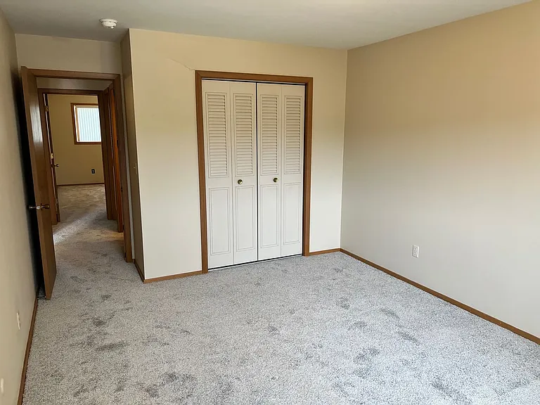 Indian Village Apartments — Photo 27