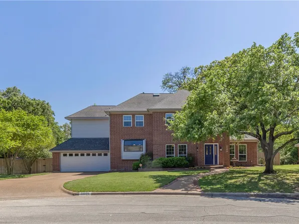 5605 Chelsea Cir, Bryan, TX 77802