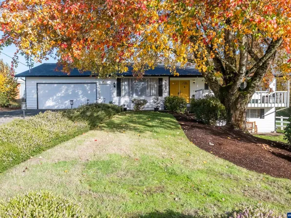 5015 Auburn Rd NE, Salem, OR 97317