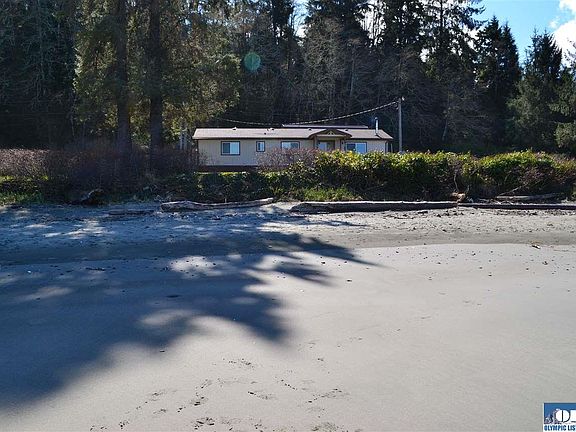 3rd image of 21 Bullman Beach Pl