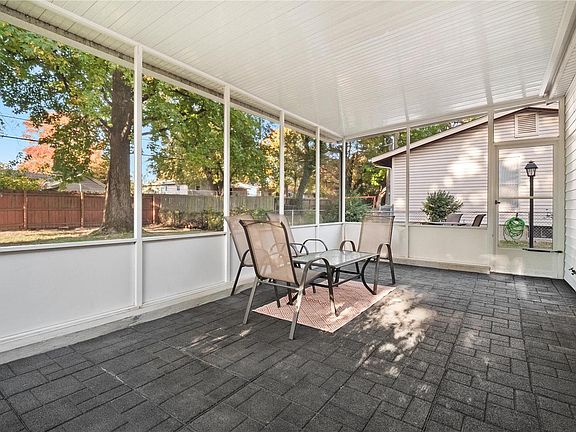 5th image of 754 Lamplight Ln
