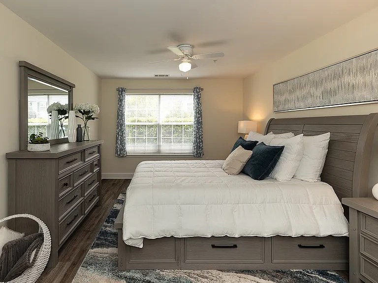 The Summit at Owings Mills Apartments — Photo 7