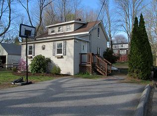 957 Greenville Ave, Smithfield, RI 02828